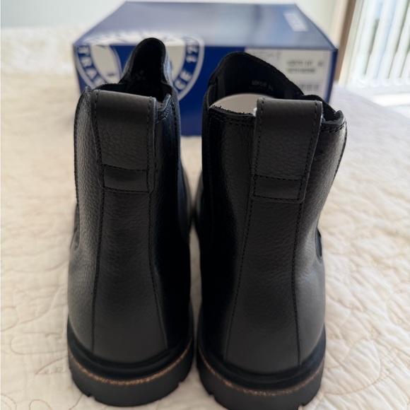 Birkenstock Black Leather Highwood Slip On Women’s Boots Size 41 - Picture 6 of 8